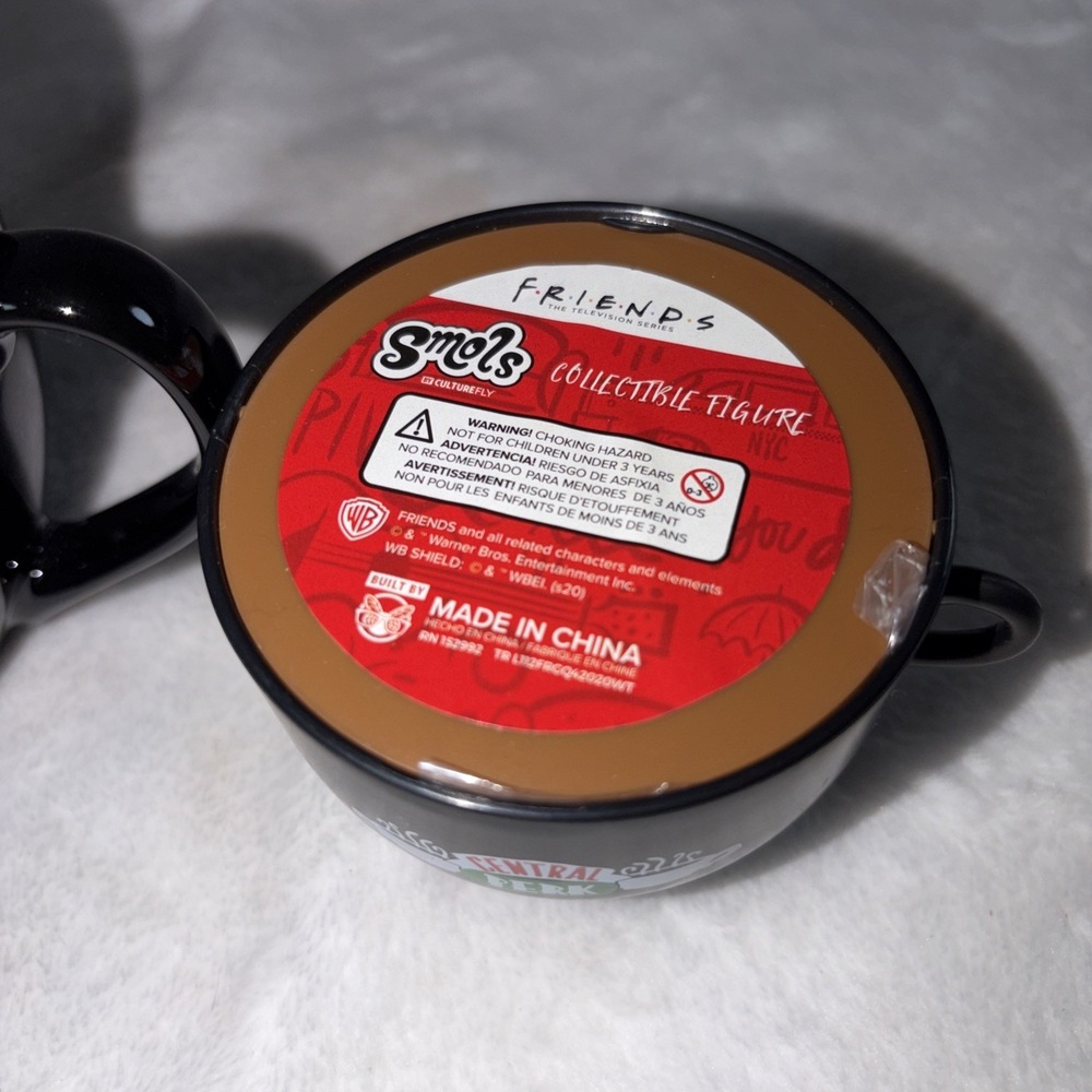 Friends Central Perk 24oz Oversized Ceramic Soup/Coffee Mug Chef Figurine No Box - Picture 4 of 9